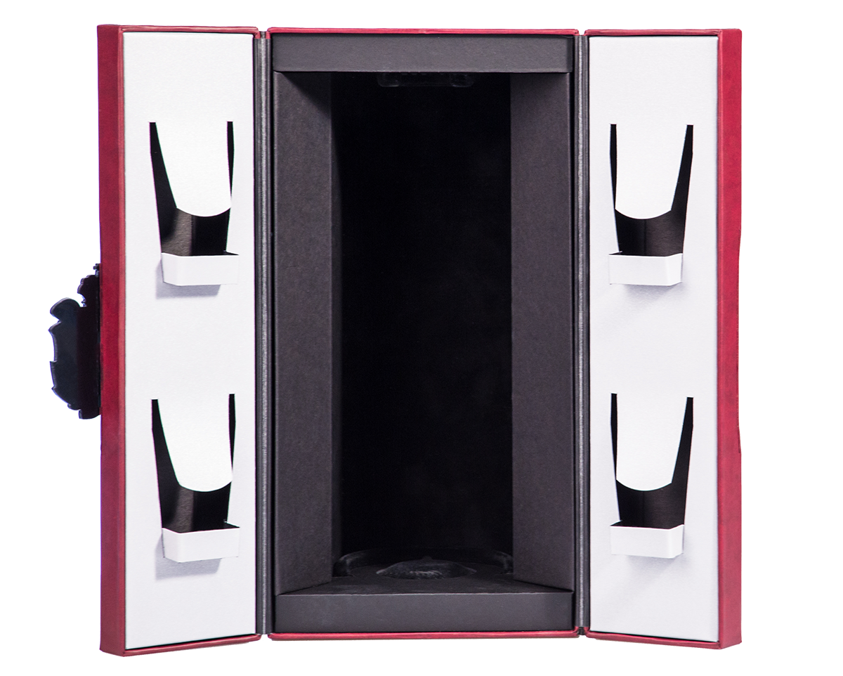 Подарочная коробка на магните с картонным ложементом "Медведь", 160*320*160 мм