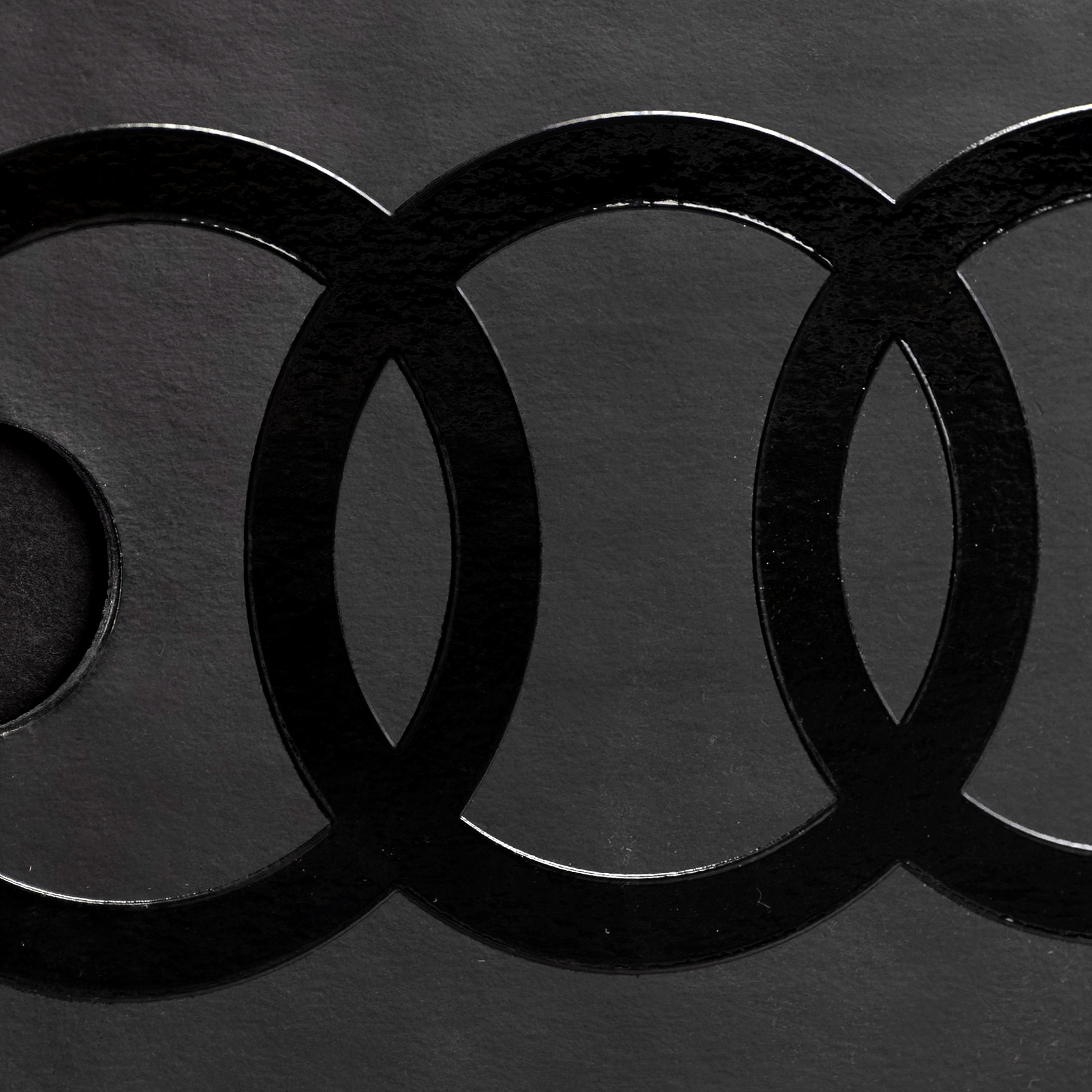 Шелкотрафаретная печать глянцевым лаком