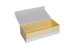 Коробка книжка с магнитным клапаном